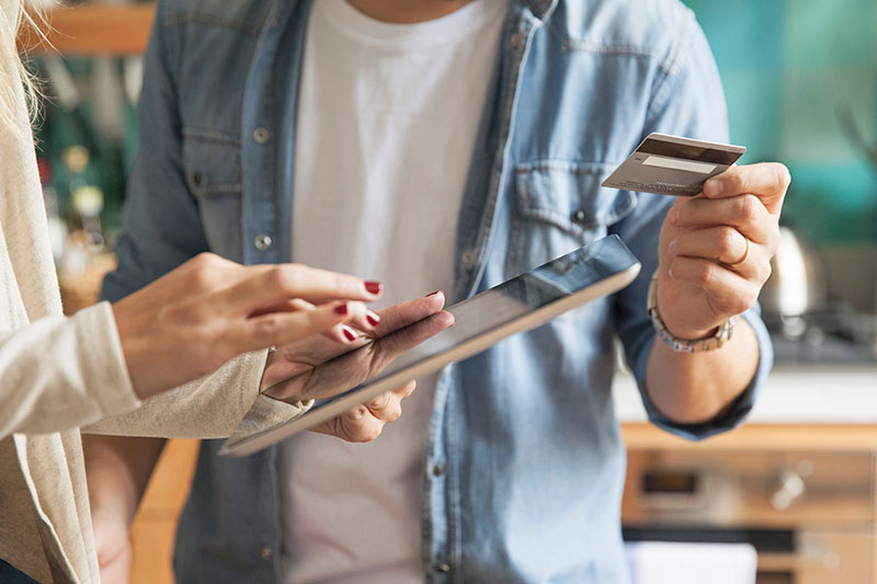 E-commerce: Balancing new patterns of demand